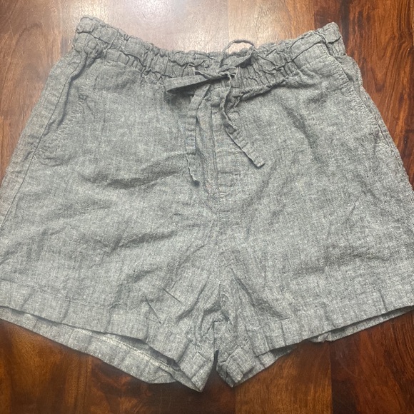 Uniqlo Chambray Linen Cotton Blend Elastic Waist Shorts - Picture 2 of 7